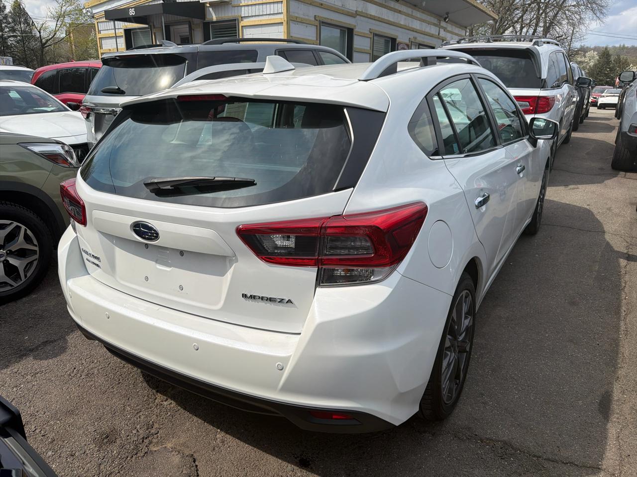 Subaru Impreza Limited 5-door CVT 2022