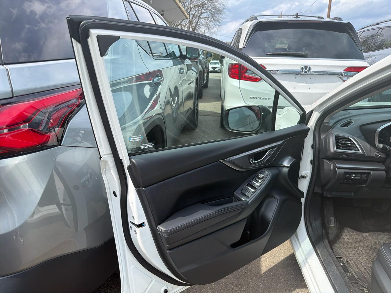 Subaru Impreza Limited 5-door CVT 2022