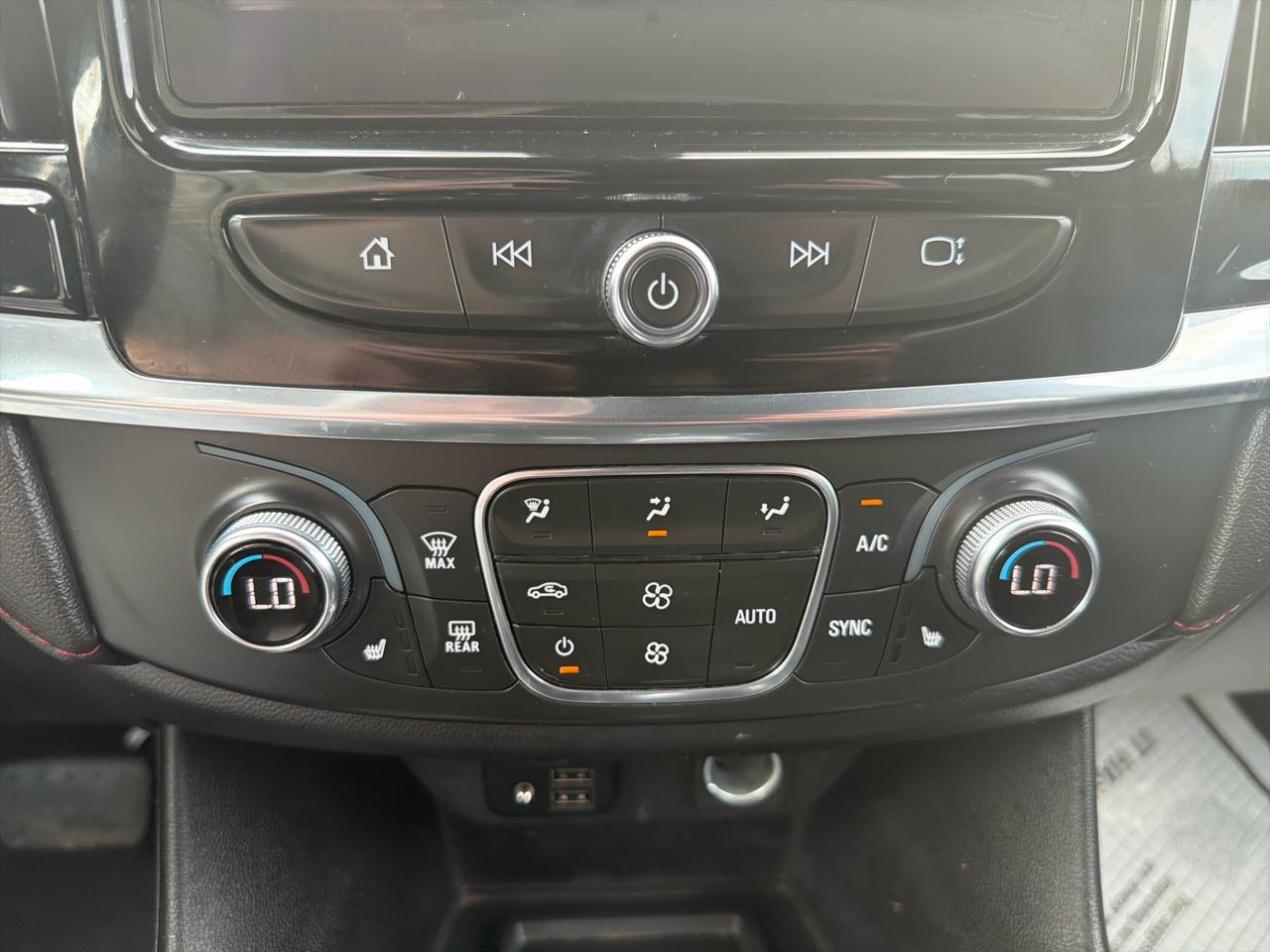 Chevrolet Traverse AWD 4dr RS 2023