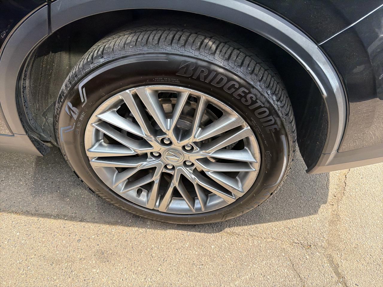 Acura MDX SH-AWD w/Advance Package 2023