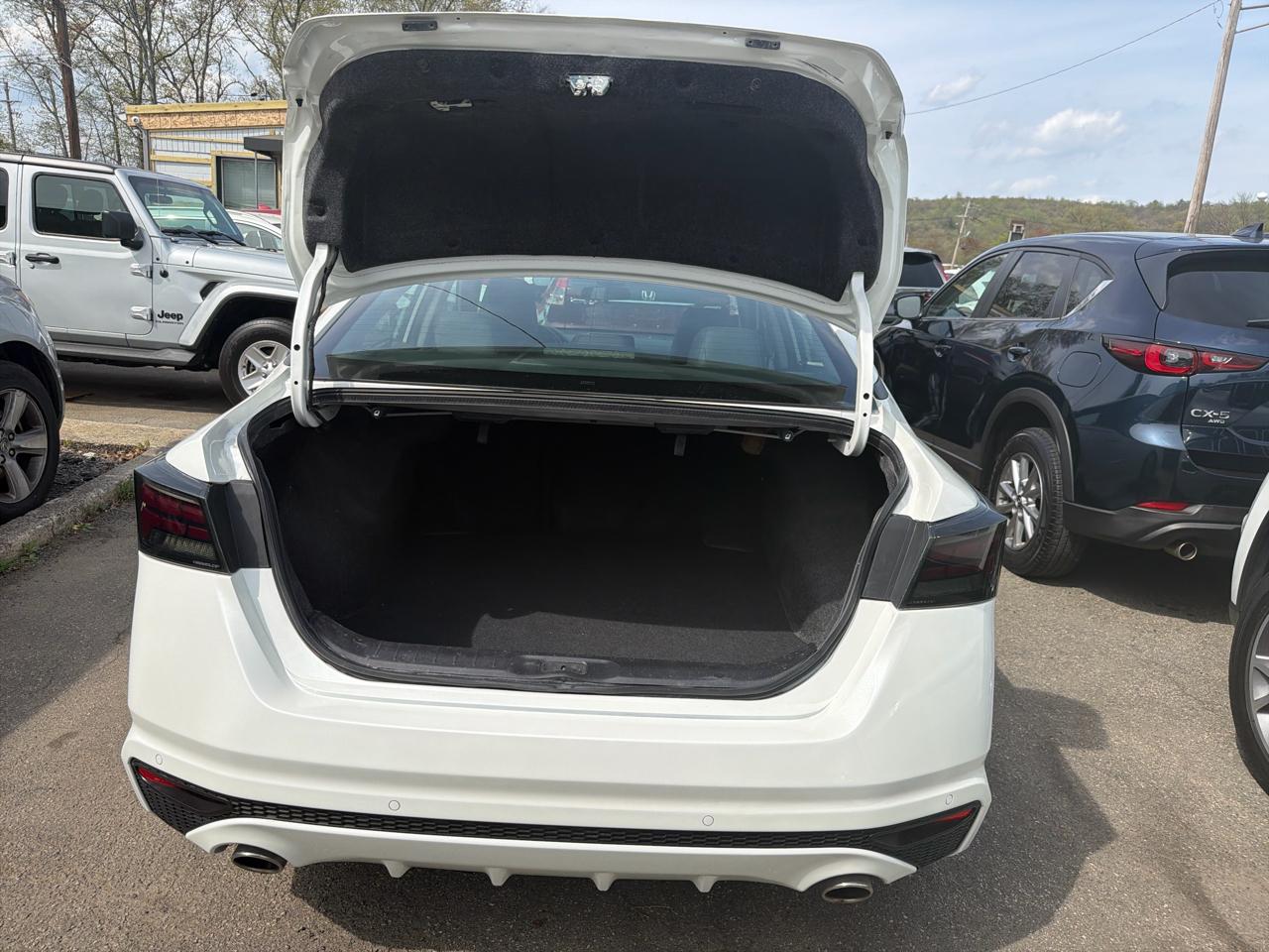 Nissan Altima 2.5 SR Sedan 2020