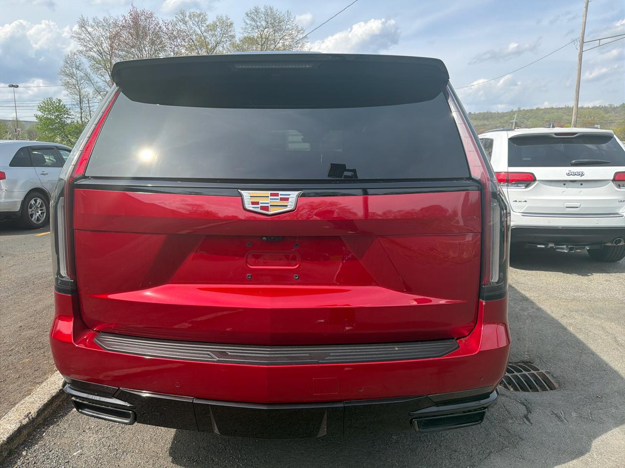 Cadillac Escalade 4WD 4dr Sport Platinum 2022