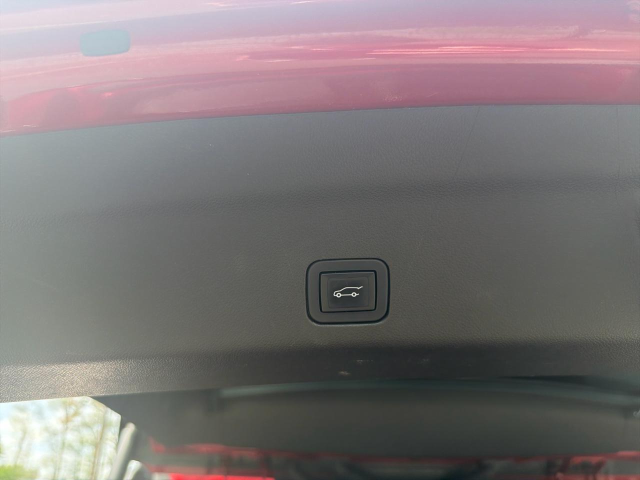 Cadillac Escalade 4WD 4dr Sport Platinum 2022