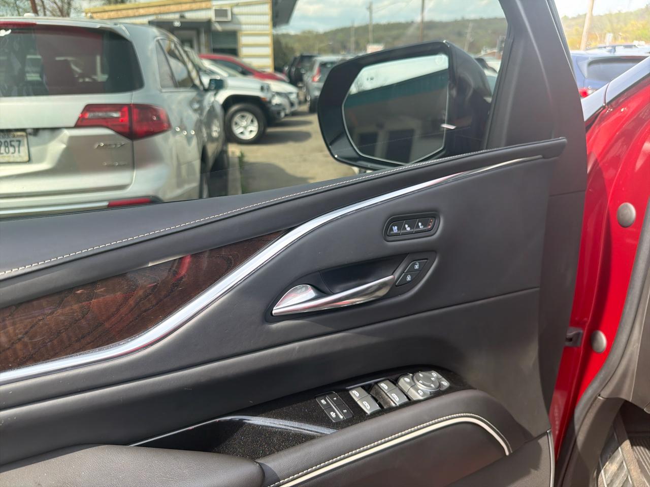 Cadillac Escalade 4WD 4dr Sport Platinum 2022