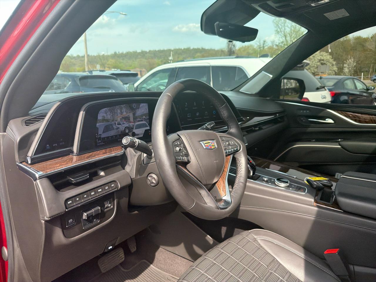 Cadillac Escalade 4WD 4dr Sport Platinum 2022