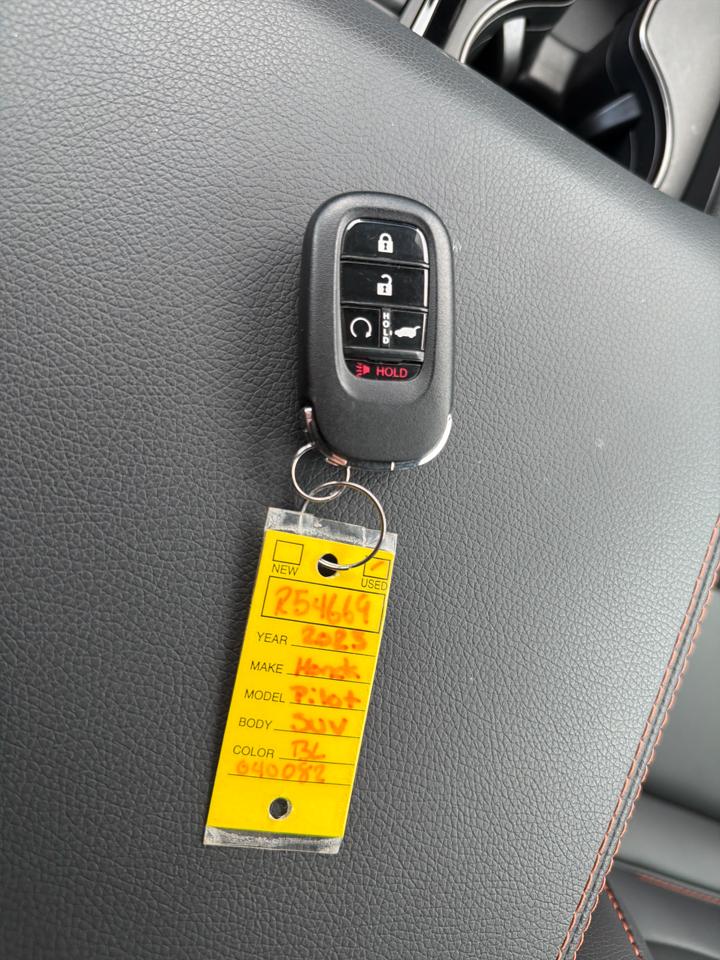 Honda Pilot TrailSport AWD 2023