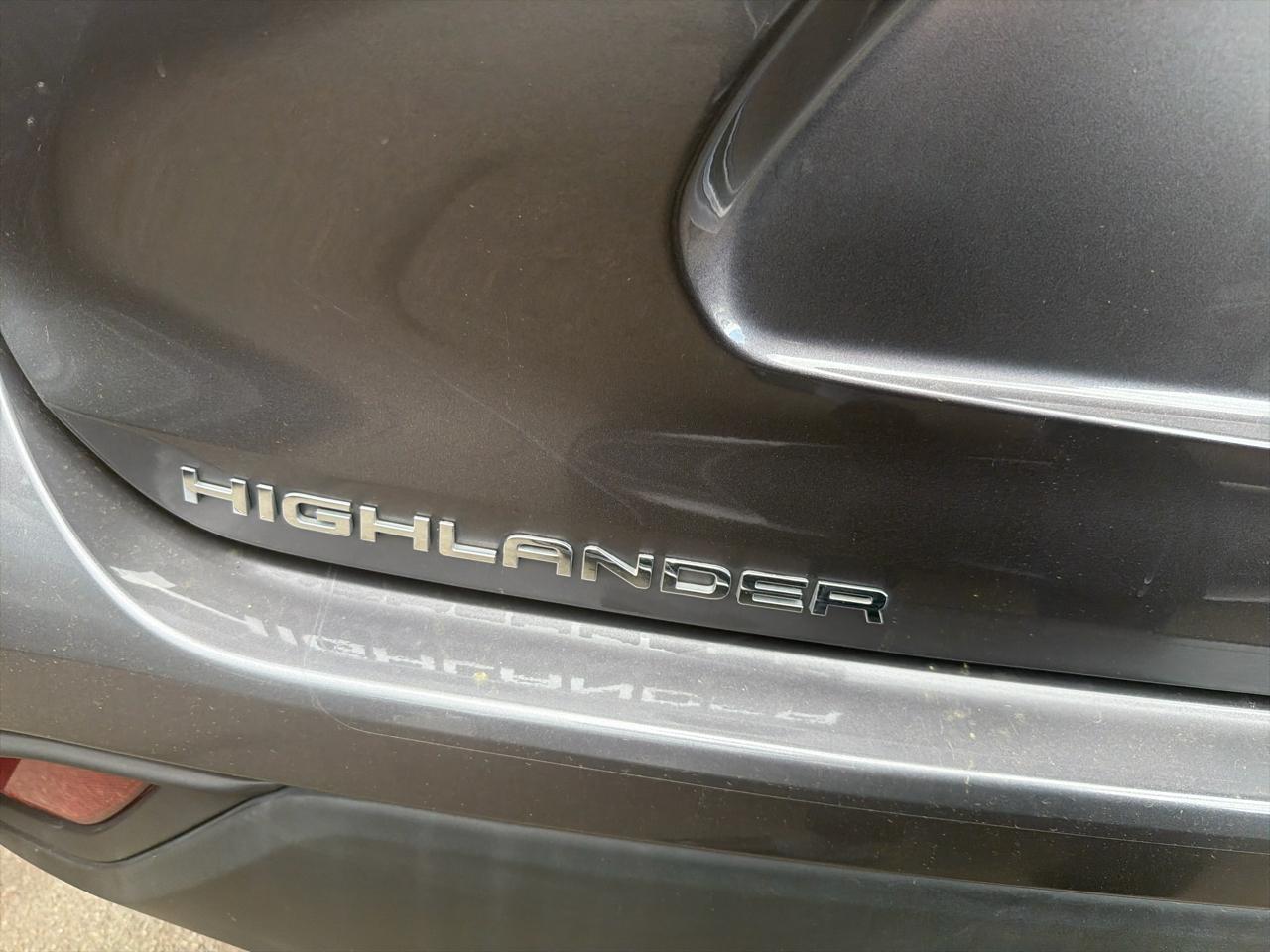 Toyota Highlander XLE AWD (Natl) 2021