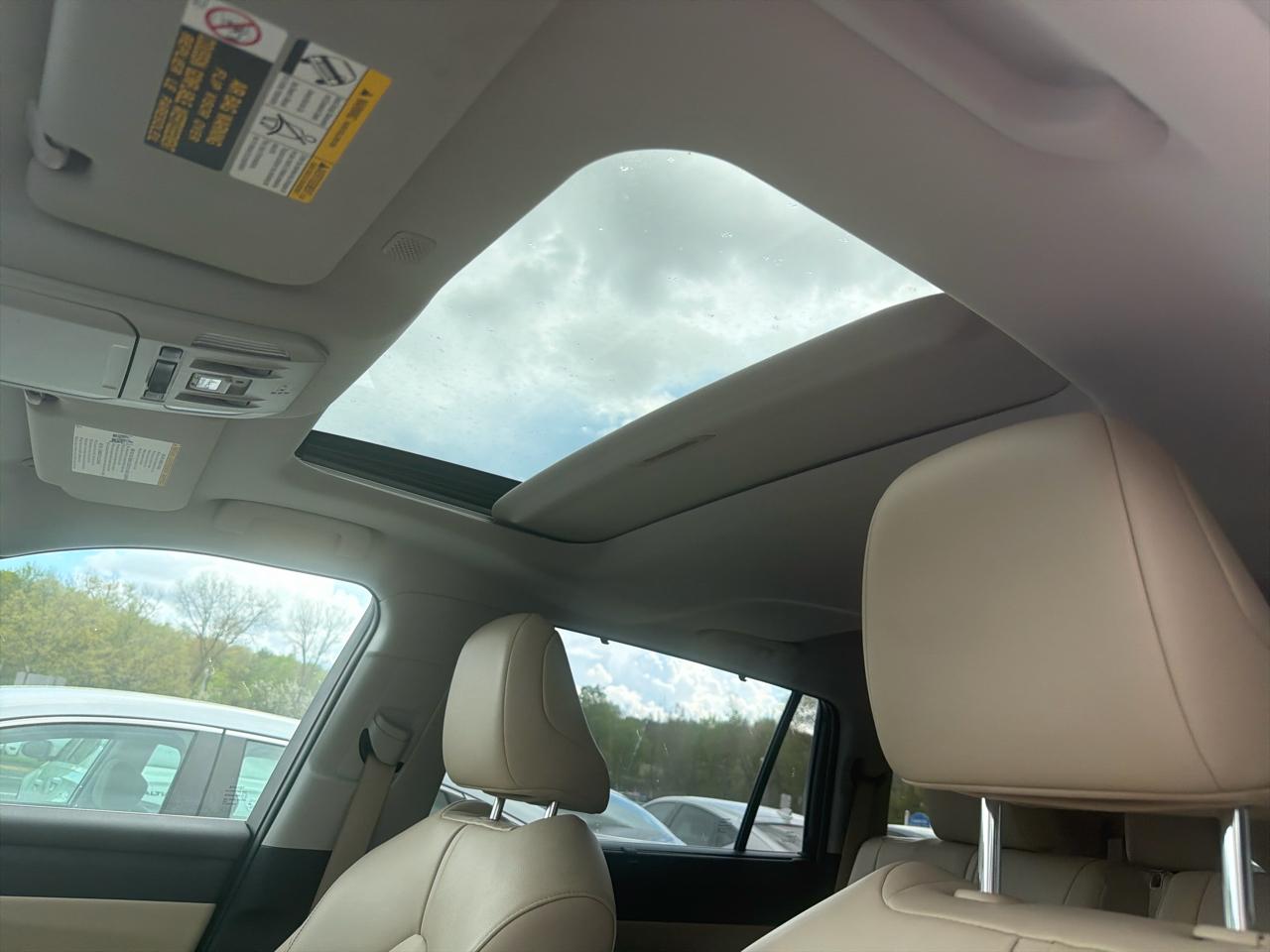 Toyota Highlander XLE AWD (Natl) 2021