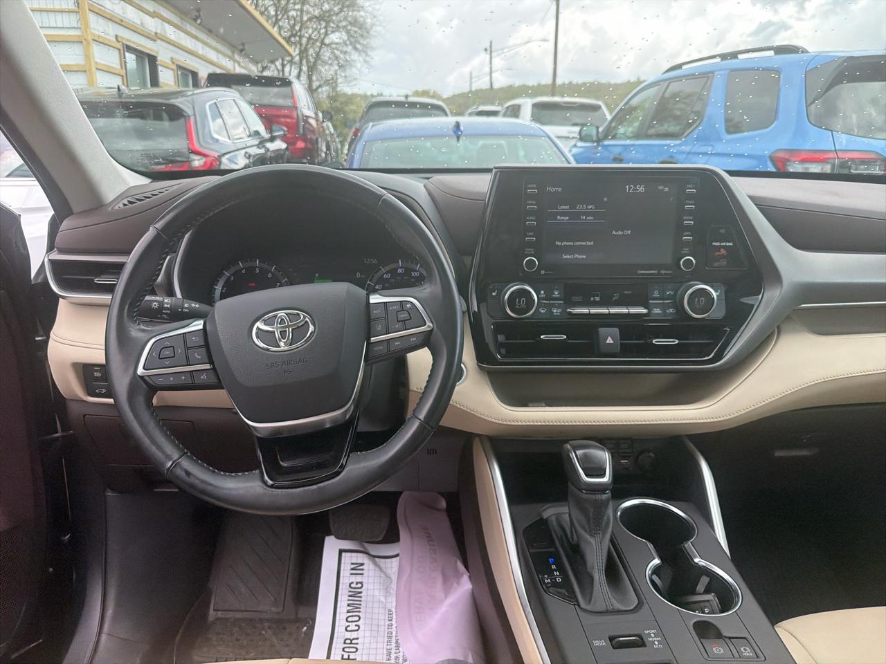 Toyota Highlander XLE AWD (Natl) 2021