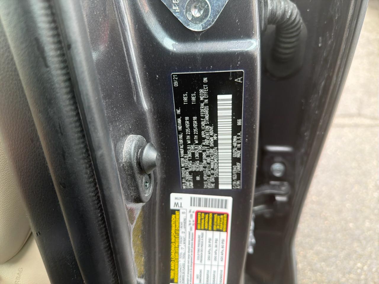 Toyota Highlander XLE AWD (Natl) 2021