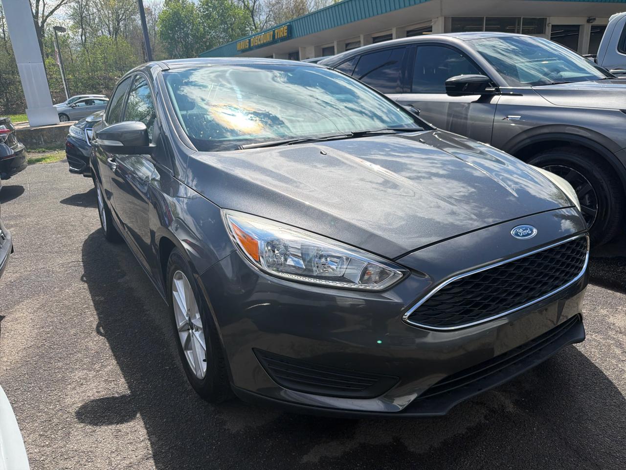 Ford Focus 4dr Sdn SE 2016