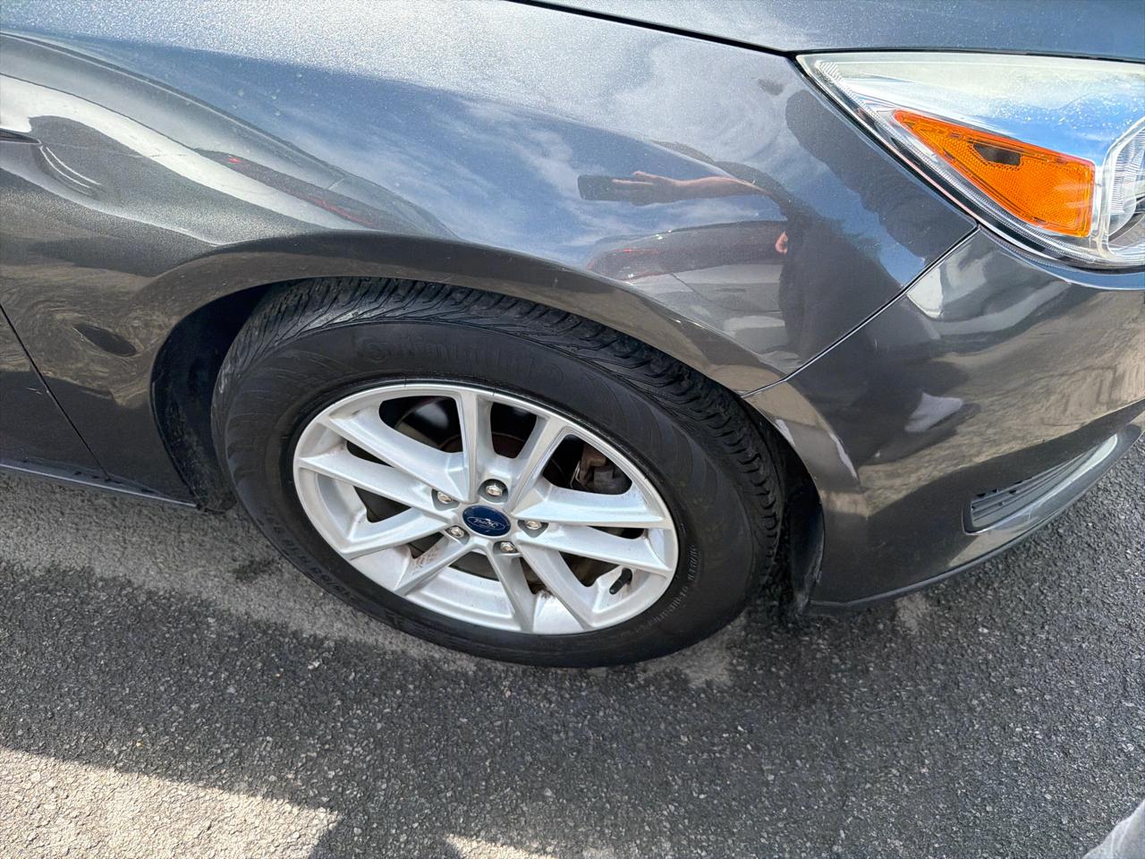 Ford Focus 4dr Sdn SE 2016