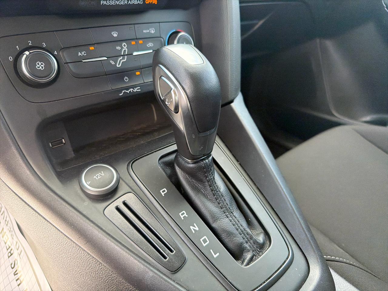 Ford Focus 4dr Sdn SE 2016