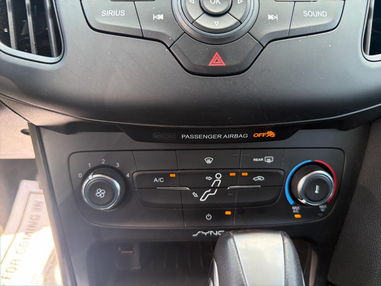 Ford Focus 4dr Sdn SE 2016