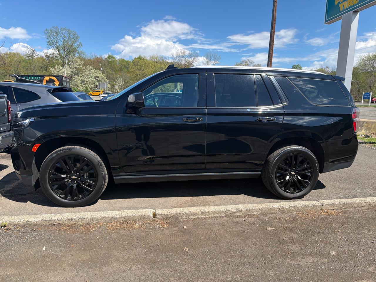 Chevrolet Tahoe 4WD 4dr Premier 2023