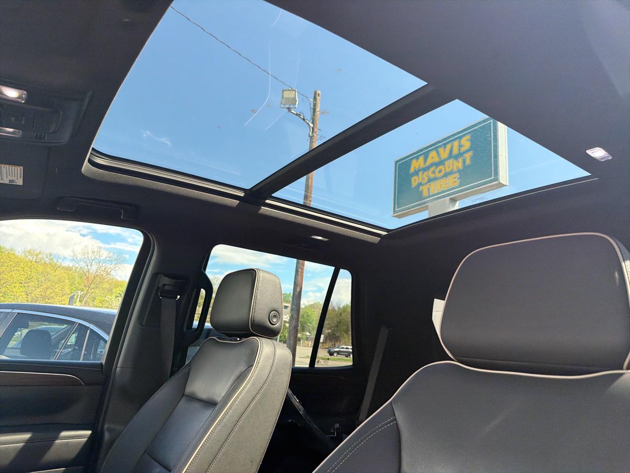 Chevrolet Tahoe 4WD 4dr Premier 2023