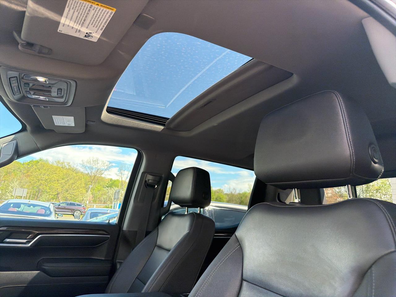 GMC Sierra 1500 4WD Crew Cab 147" Elevation w/3SB 2023