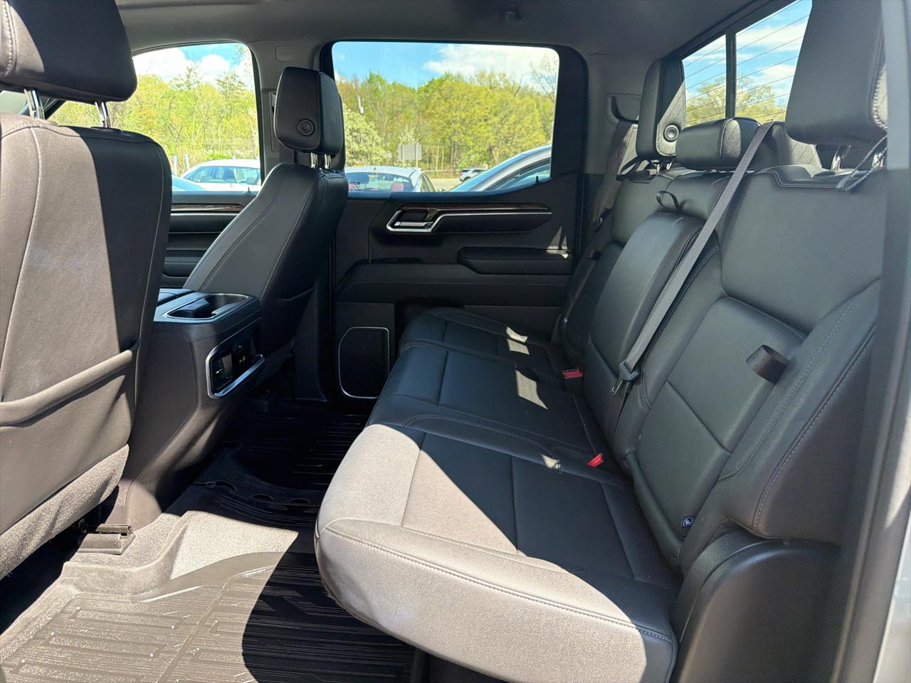 GMC Sierra 1500 4WD Crew Cab 147" Elevation w/3SB 2023