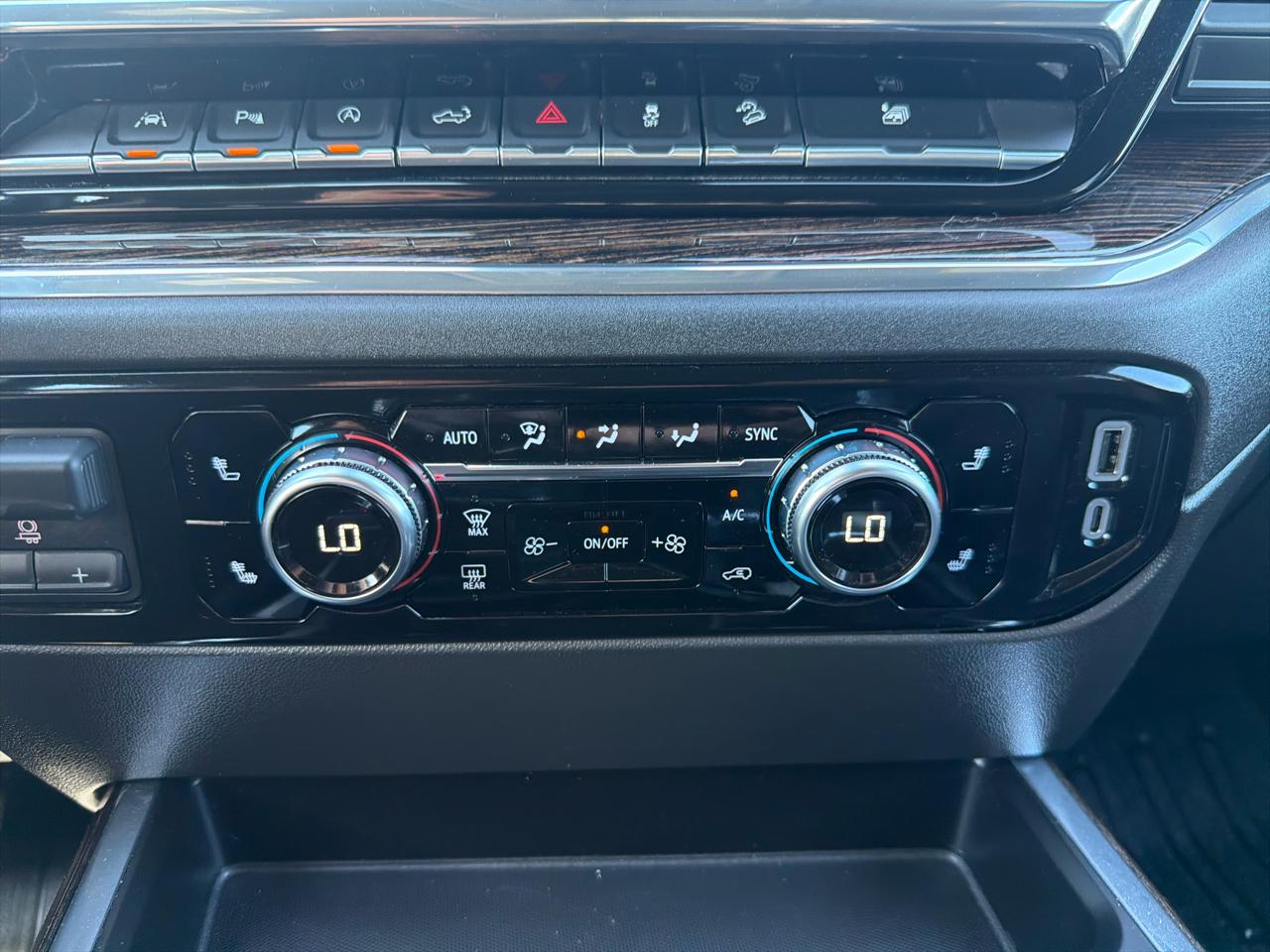 GMC Sierra 1500 4WD Crew Cab 147" Elevation w/3SB 2023