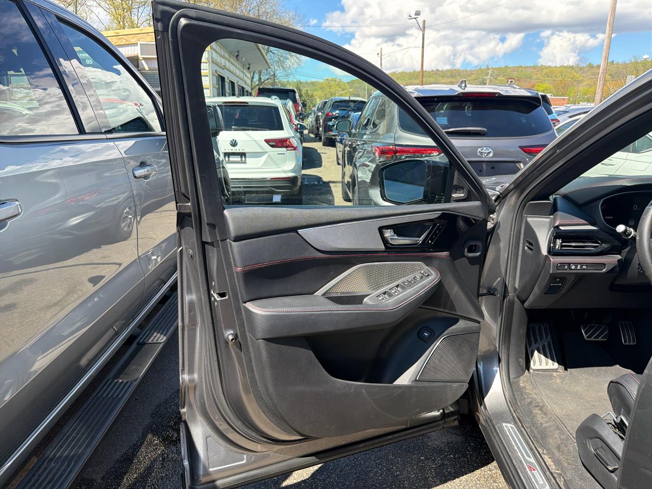 Acura MDX SH-AWD w/A-Spec Package 2023