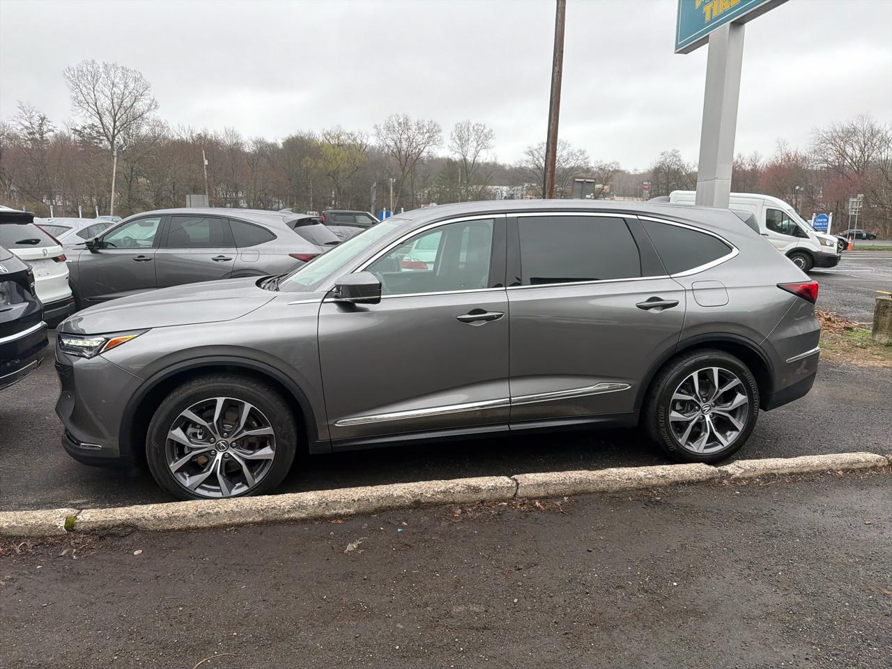 Acura MDX SH-AWD w/Technology Package 2024