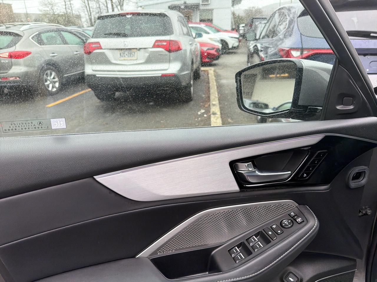 Acura MDX SH-AWD w/Technology Package 2024