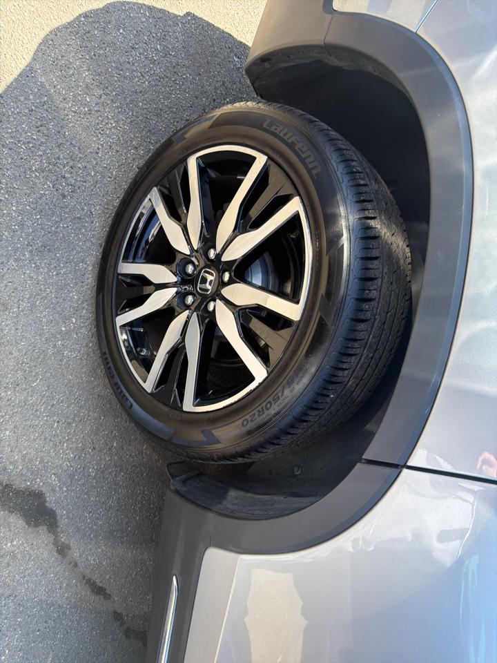 Honda Pilot Touring 7-Passenger AWD 2022