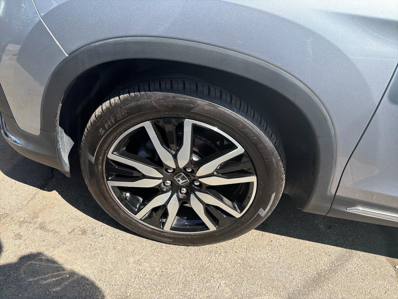 Honda Pilot Touring 7-Passenger AWD 2022