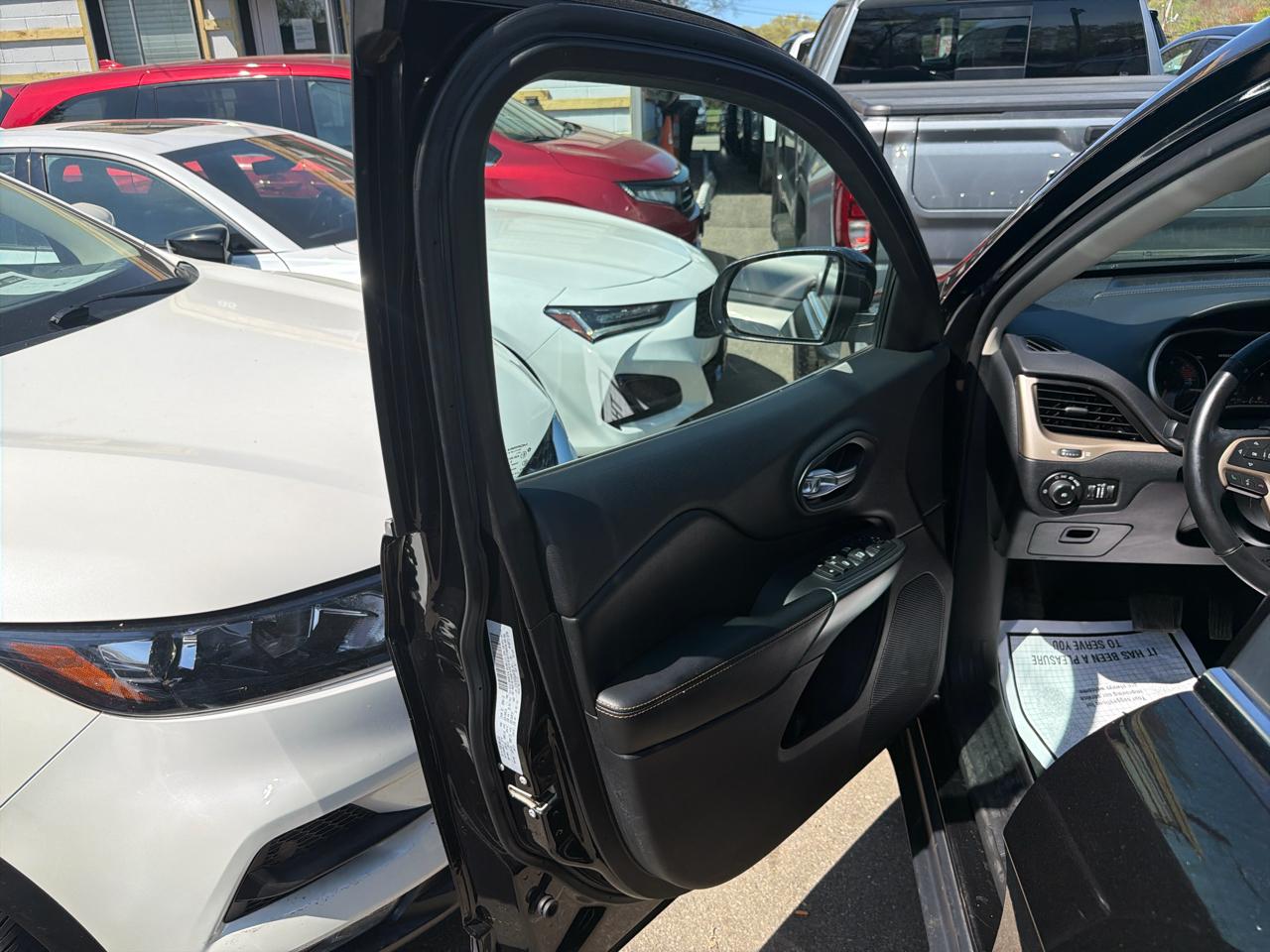 Jeep Cherokee 4WD 4dr Limited 2016