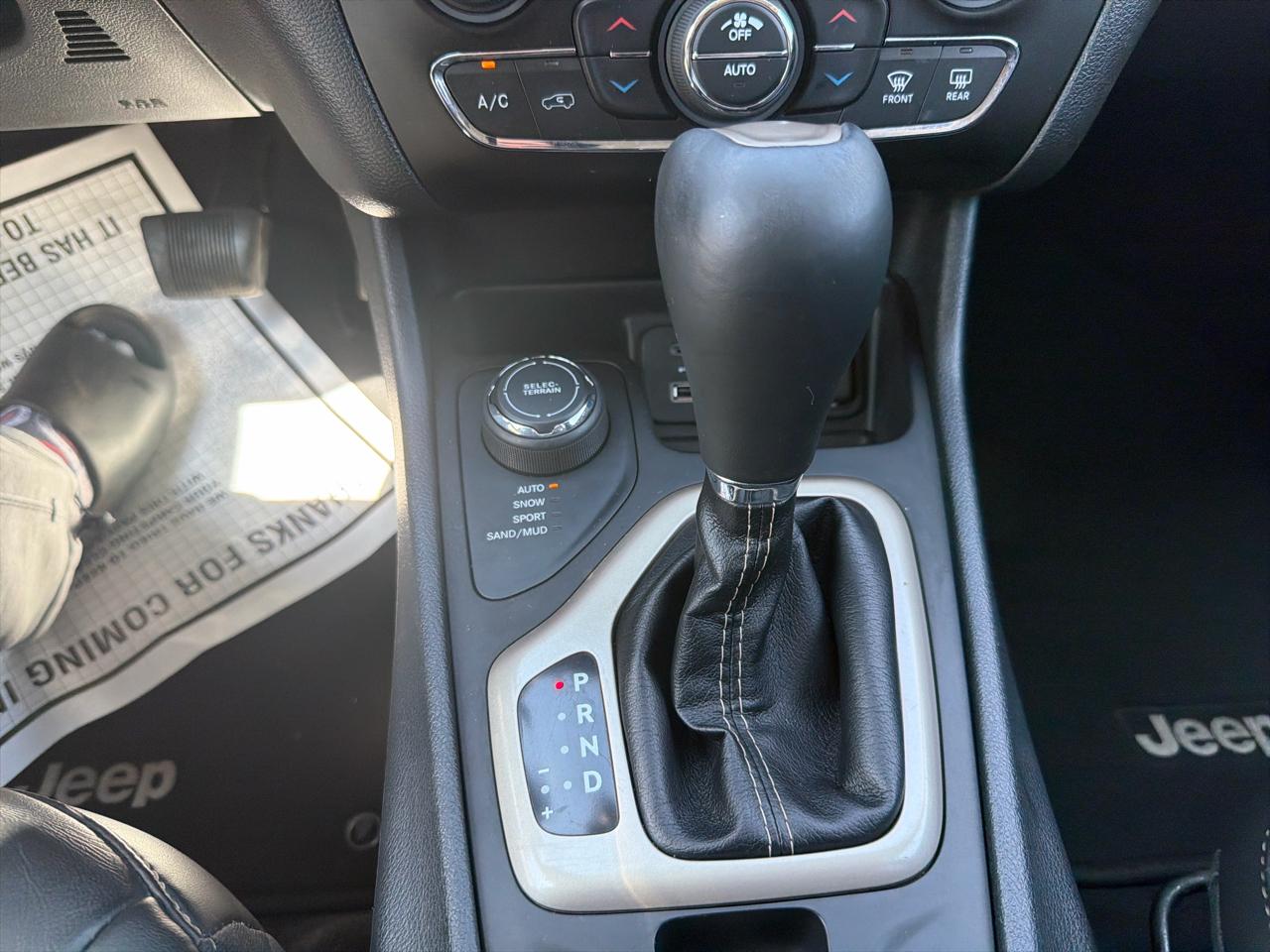 Jeep Cherokee 4WD 4dr Limited 2016