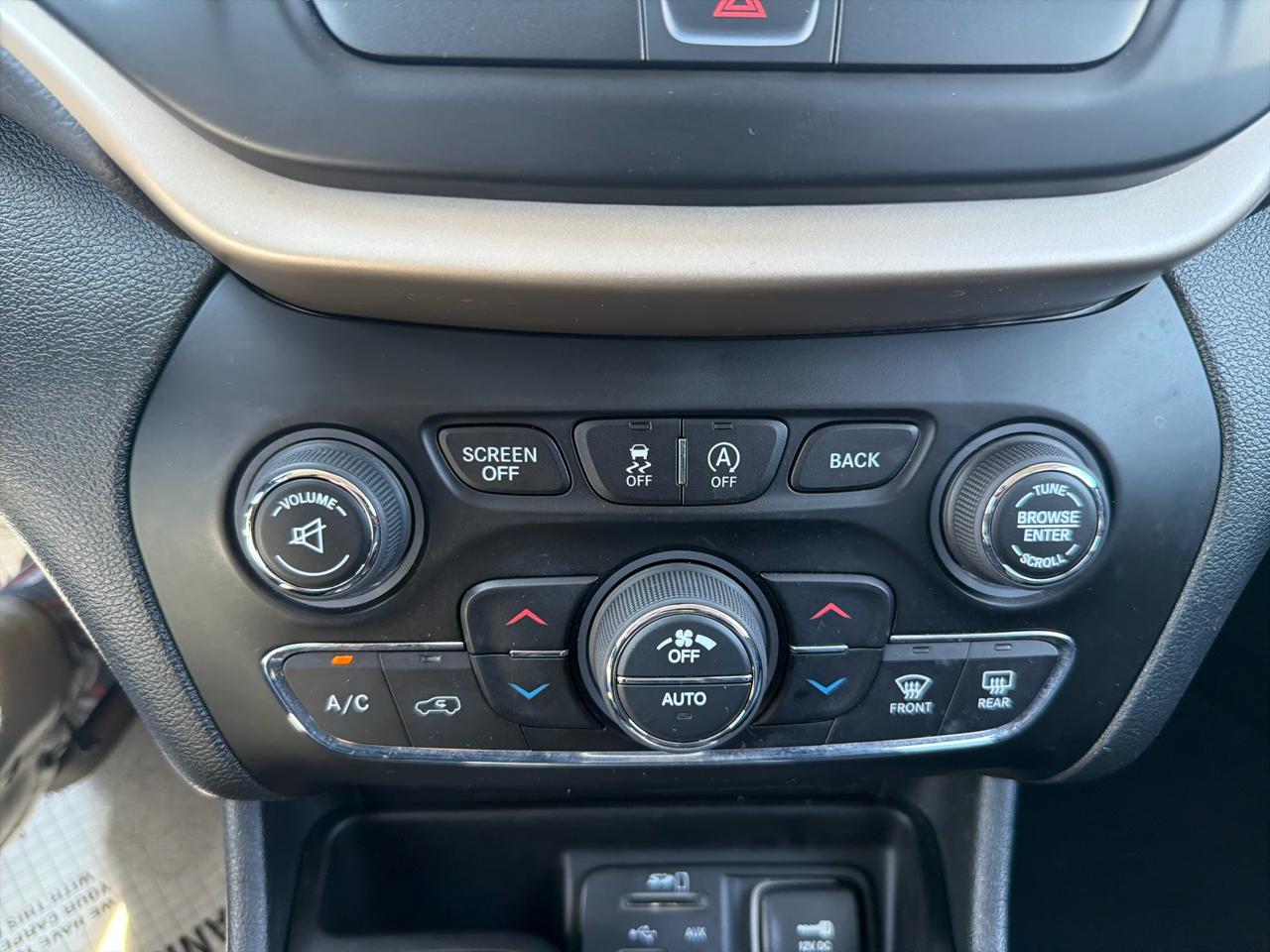 Jeep Cherokee 4WD 4dr Limited 2016