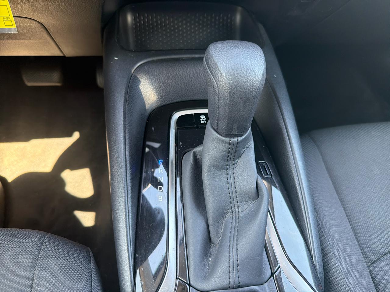 Toyota Corolla LE CVT (Natl) 2021