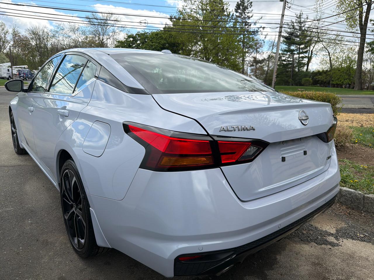 Nissan Altima 2.5 SR AWD Sedan 2024