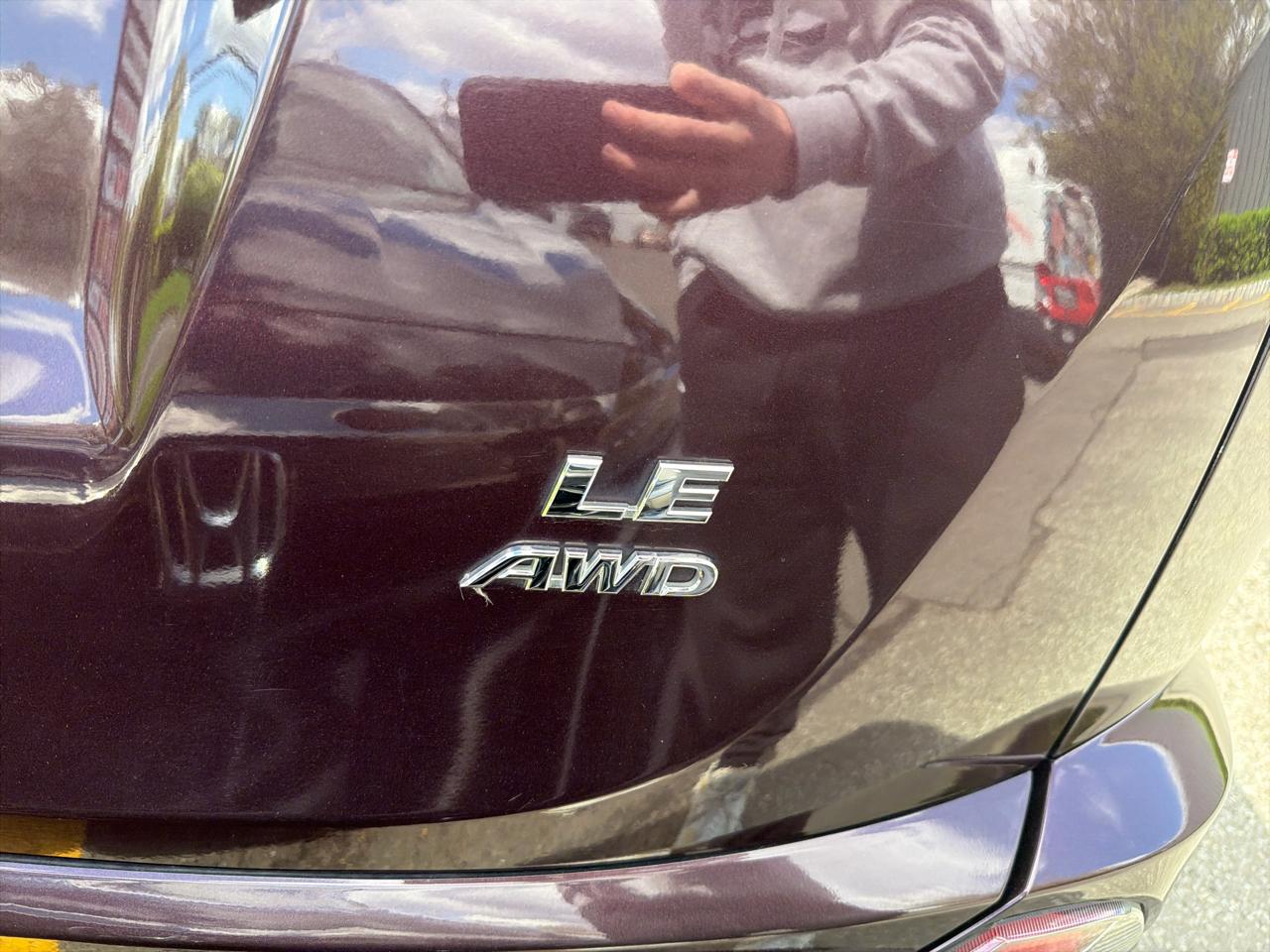 Toyota RAV4 LE AWD (Natl) 2017