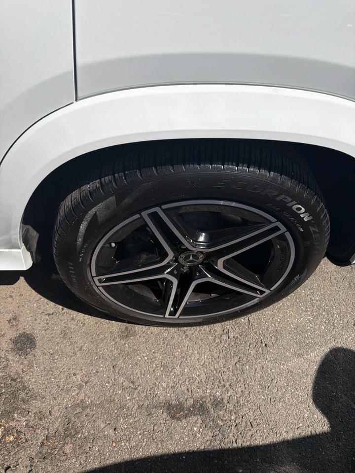 Mercedes-Benz GLS GLS 450 4MATIC SUV 2025