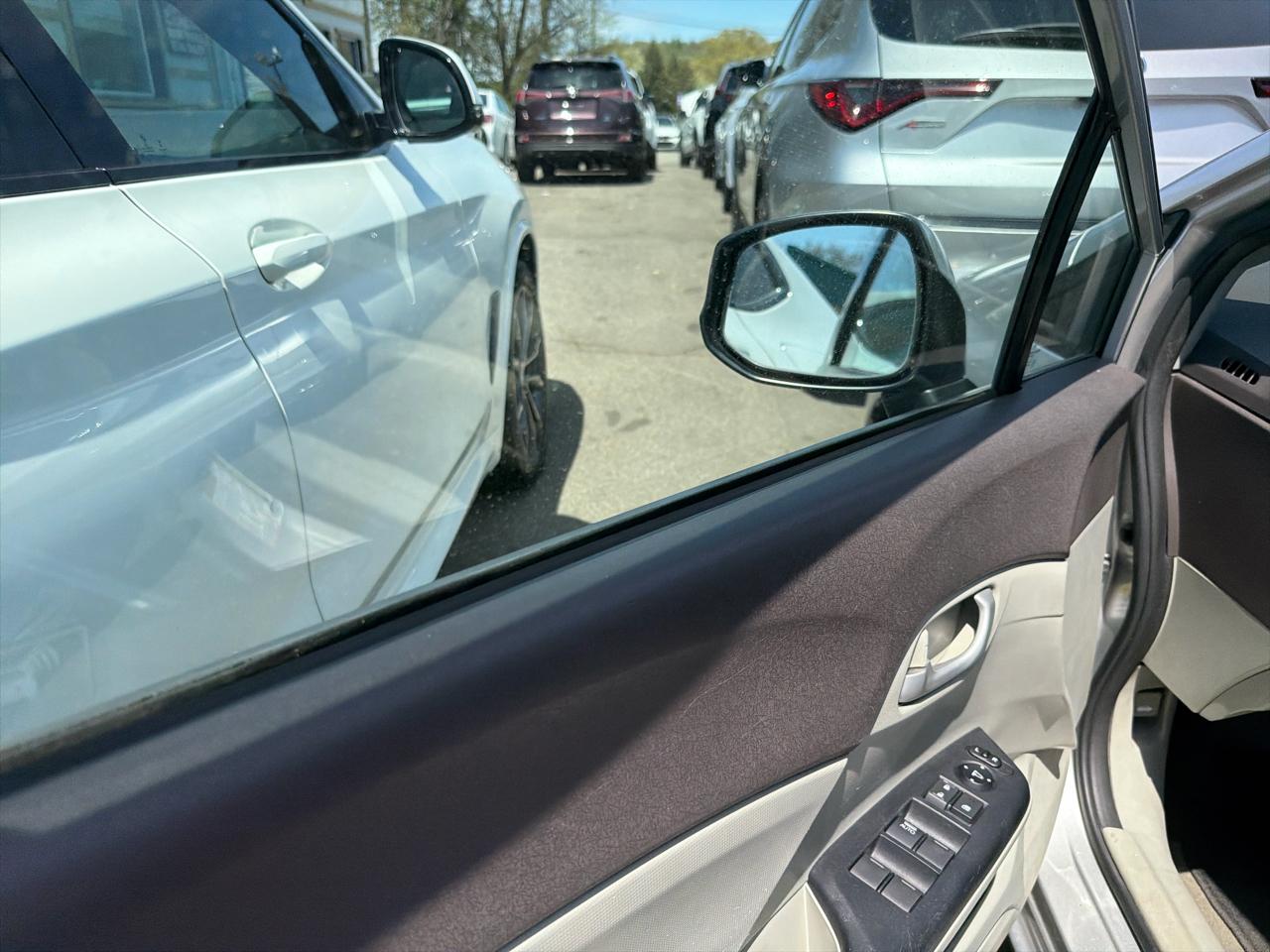 Honda Civic Sdn 4dr Auto LX 2012