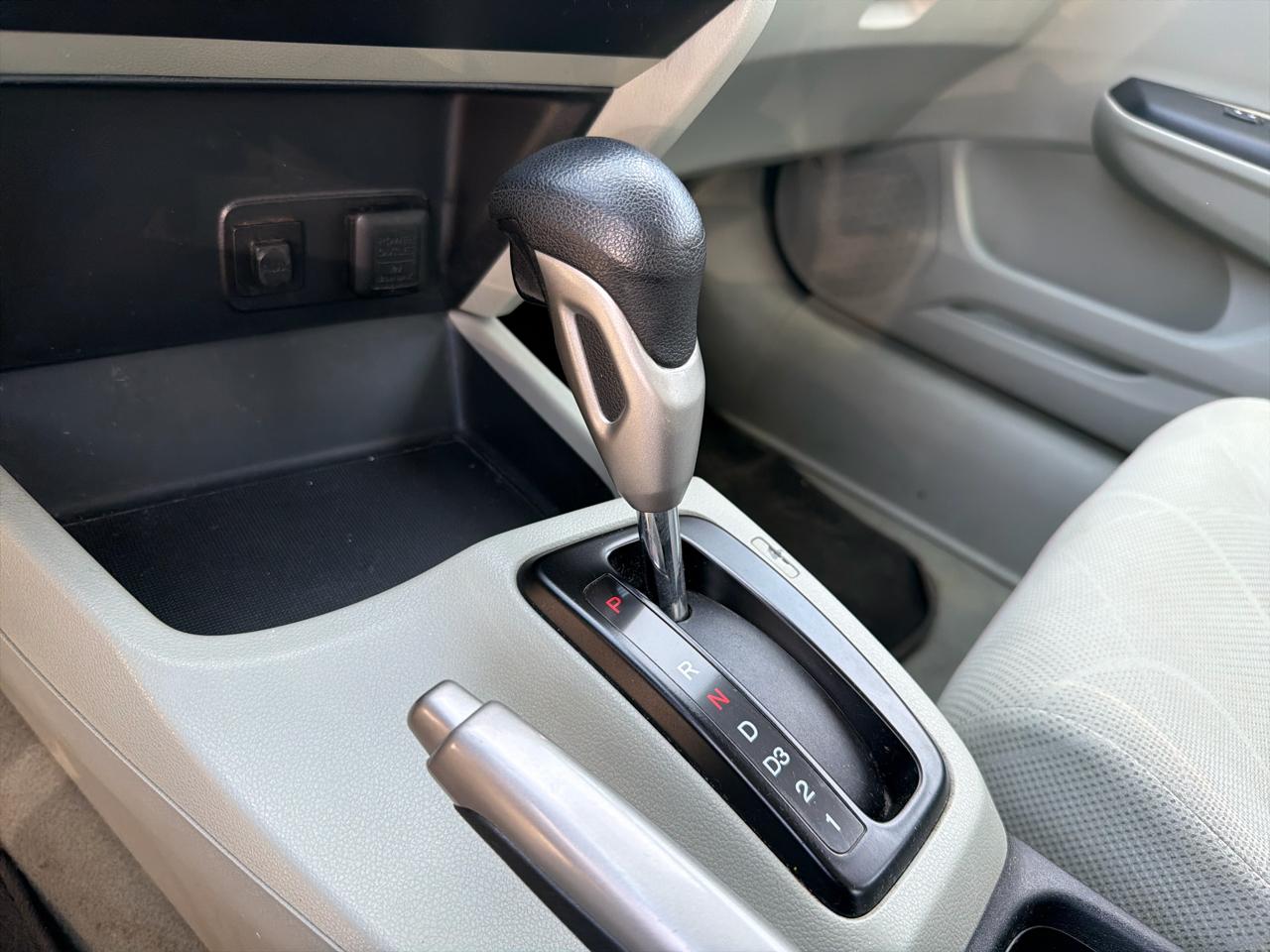 Honda Civic Sdn 4dr Auto LX 2012