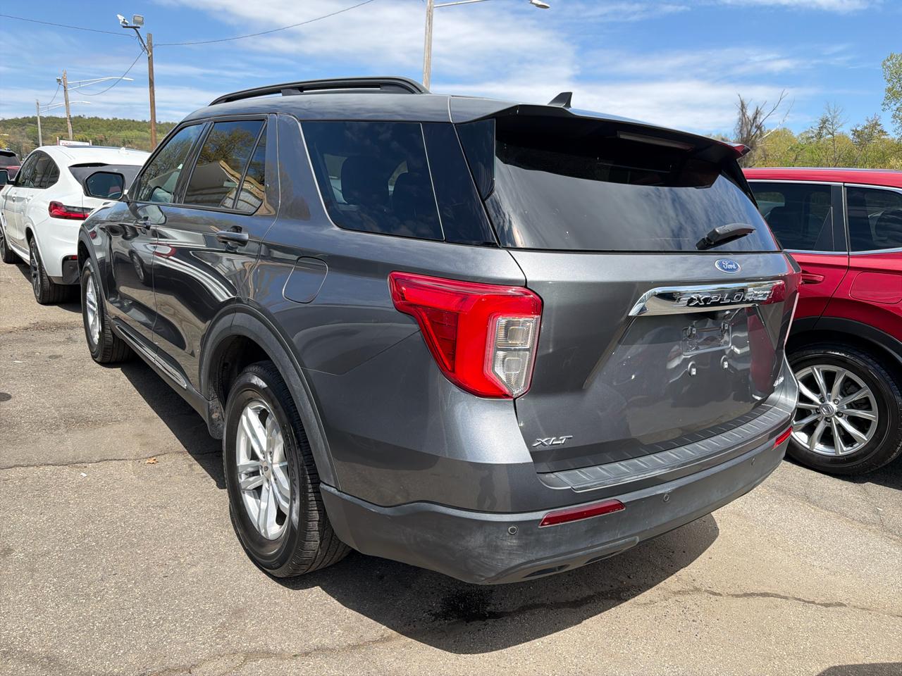 Ford Explorer XLT 2023