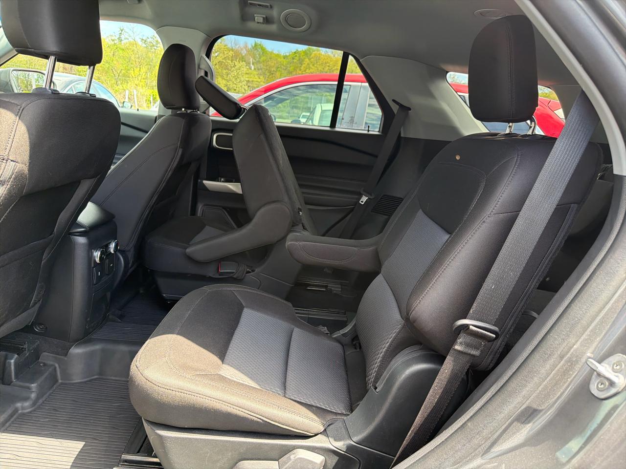 Ford Explorer XLT 2023