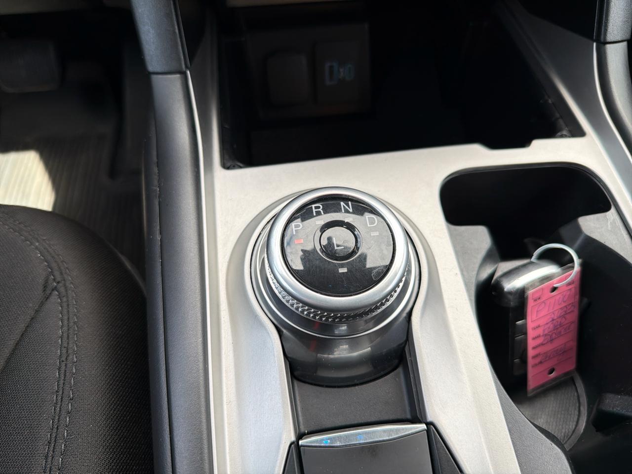 Ford Explorer XLT 2023