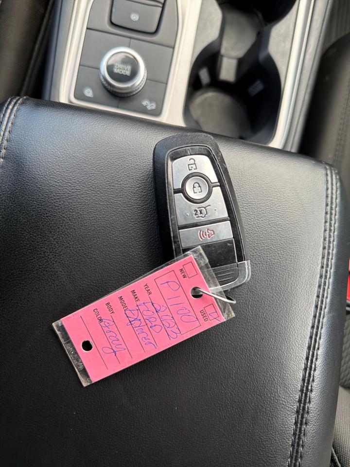 Ford Explorer XLT 2023