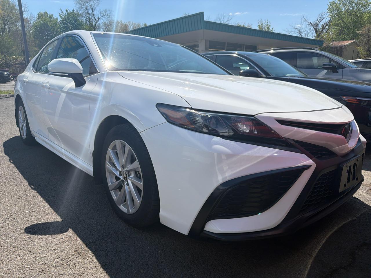 Toyota Camry SE Auto AWD (Natl) 2023