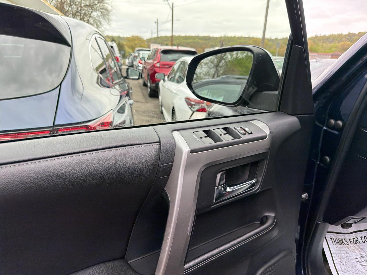 Toyota 4Runner 4WD 4dr V6 Trail Premium (Natl) 2015