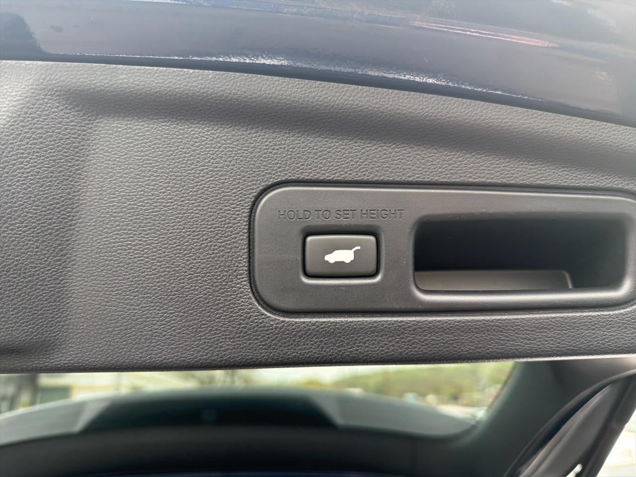 Acura MDX SH-AWD w/Technology Package 2023