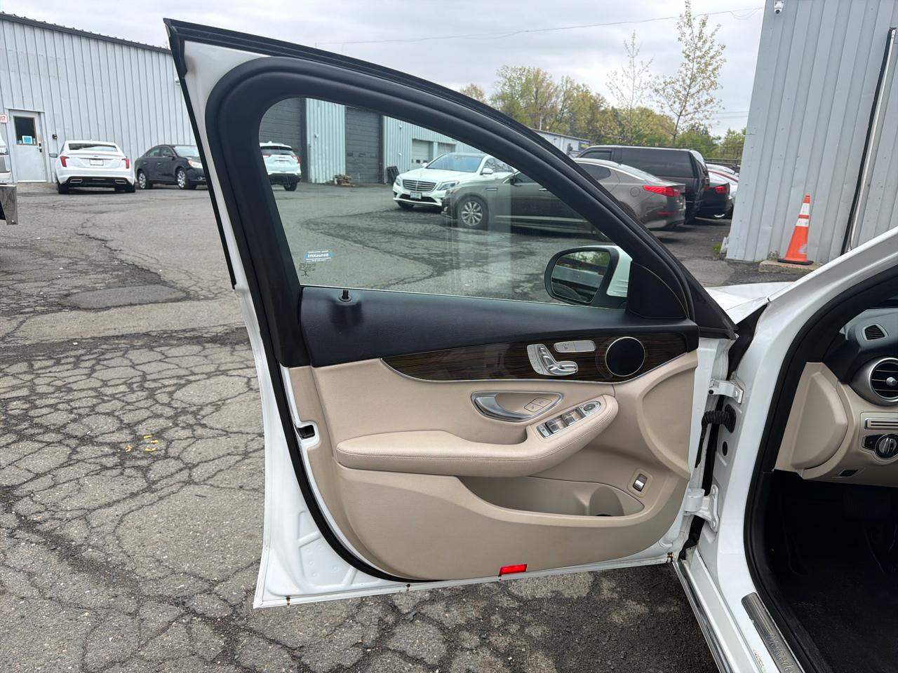 Mercedes-Benz C-Class C 300 4MATIC Sedan 2018