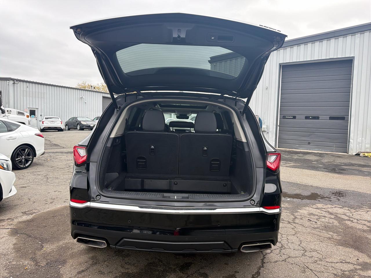 Acura MDX SH-AWD w/Technology Package 2023