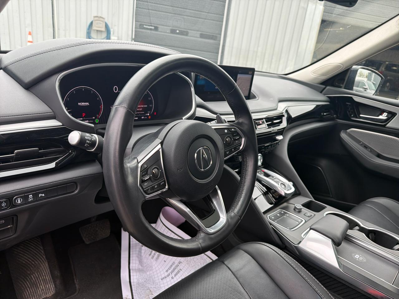 Acura MDX SH-AWD w/Technology Package 2023