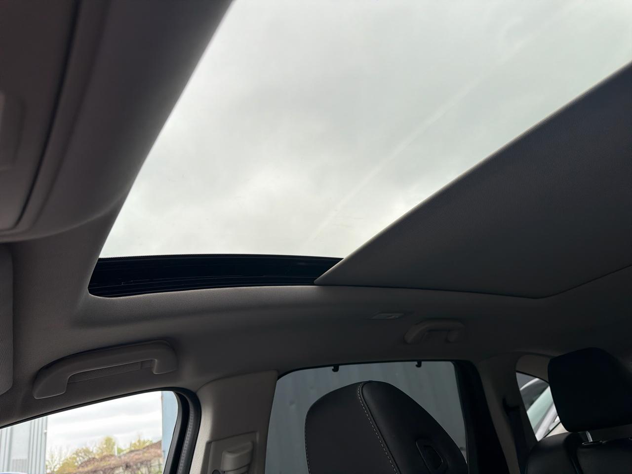 Acura MDX SH-AWD w/Technology Package 2023