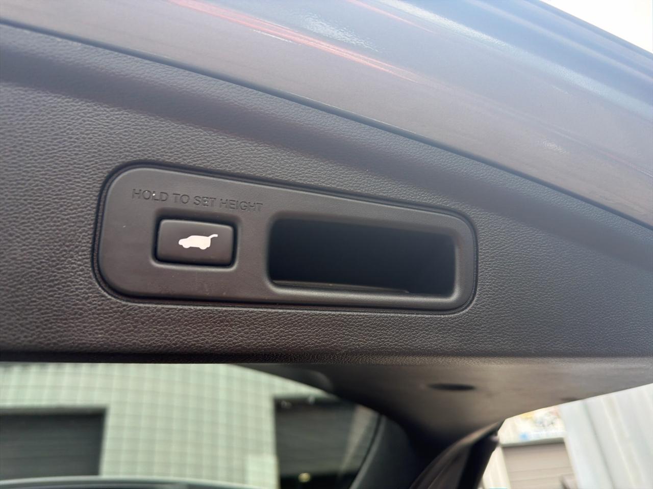 Acura MDX SH-AWD w/Technology Package 2023