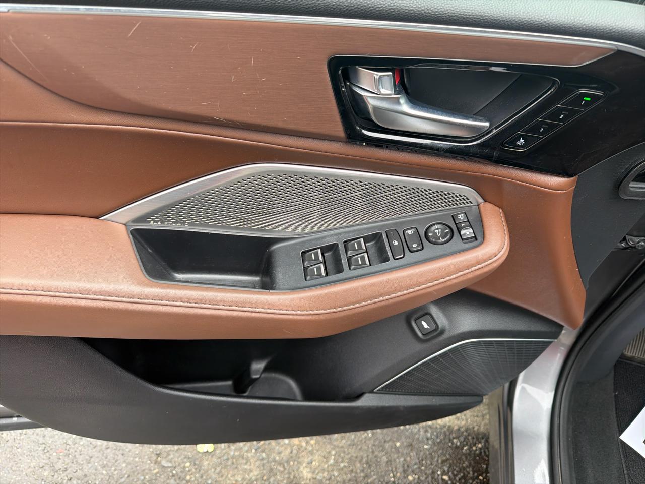 Acura MDX SH-AWD w/Technology Package 2023